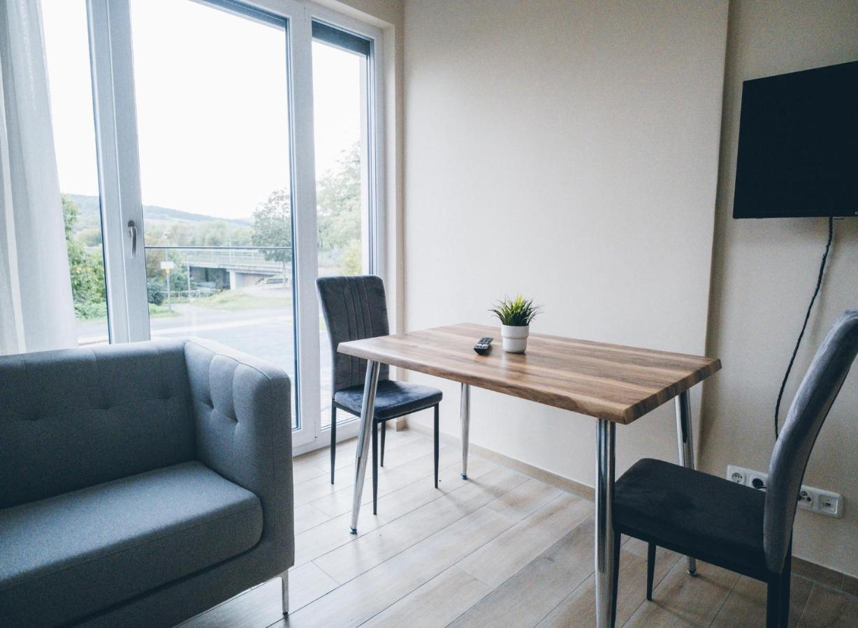 Main Boardinghouse Apartment Erlenbach am Main Luaran gambar