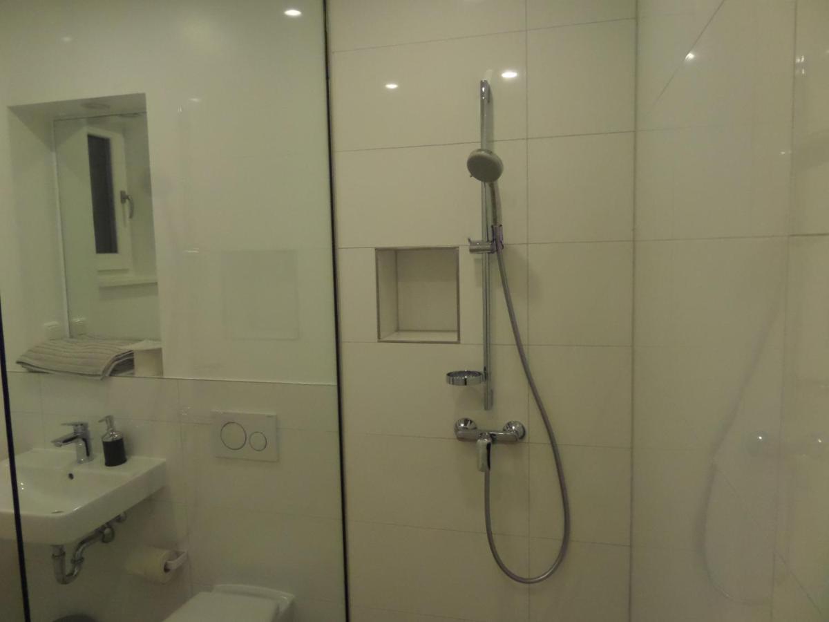 Main Boardinghouse Apartment Erlenbach am Main Luaran gambar